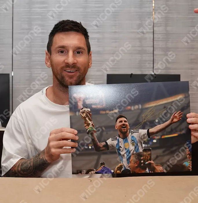 Lionel Messi Official 2022 FIFA World Cup™ Signed And Framed Argentina Photo: 2022 Winner