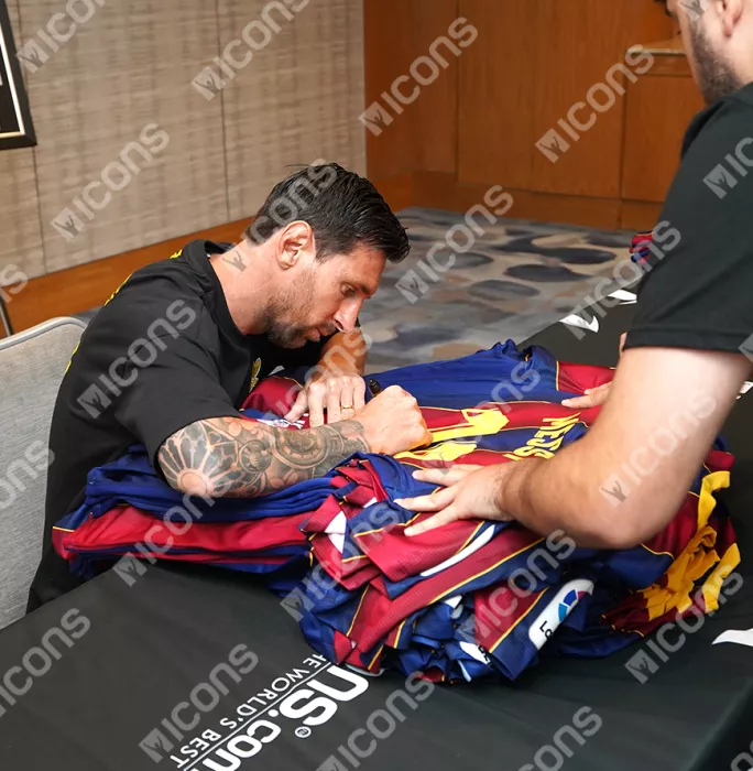 Lionel Messi Official Ballon D'Or™ Back Signed FC Barcelona 2020-21 Home Shirt: 2021 Winner's Pack