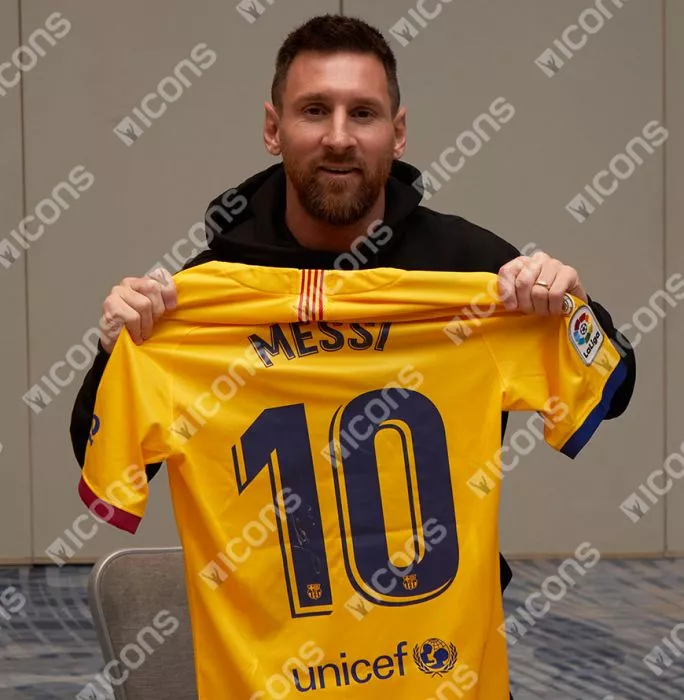 Lionel Messi Official FC Barcelona Back Signed And Framed 2019-20 Away Shirt: Signed In Silver
