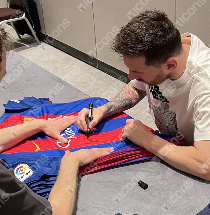 Lionel Messi Official FC Barcelona Front Signed And Framed 2016-17 Home Shirt