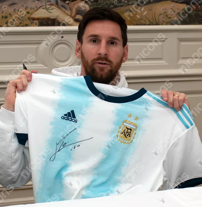 Lionel Messi Official Front Signed Argentina 2019-20 Home Shirt In Hero Frame: 2021 Copa America Winner Option 2