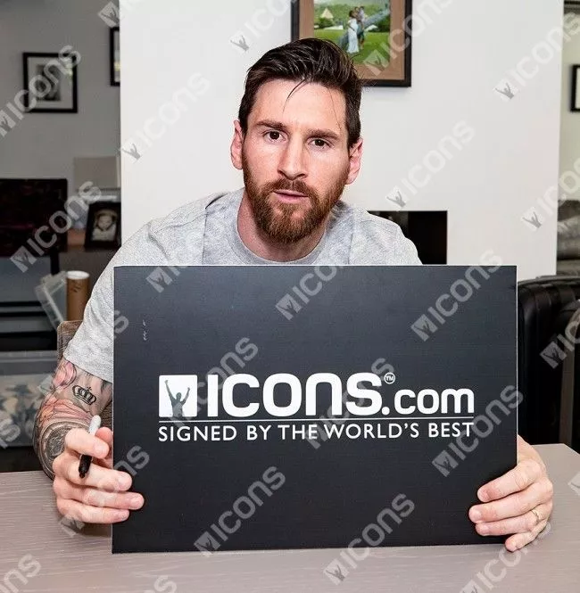 Lionel Messi Official Front Signed FC Barcelona 2018-19 Home Shirt: 10x La Liga Winner Special Edition Home Shirt In Hero Frame: Option 1