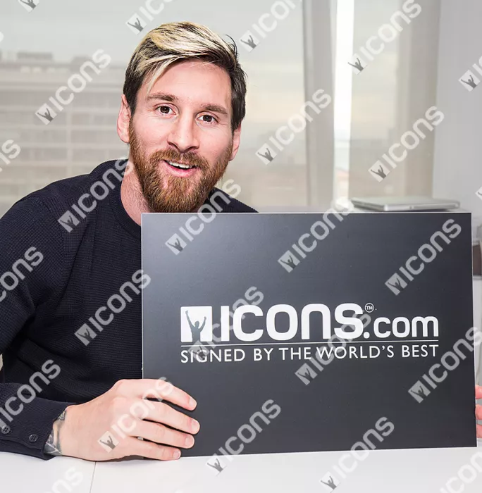 Lionel Messi Official Front Signed FC Barcelona 2016-17 Home Shirt In Classic Frame: Barca 6-1 PSG Edition