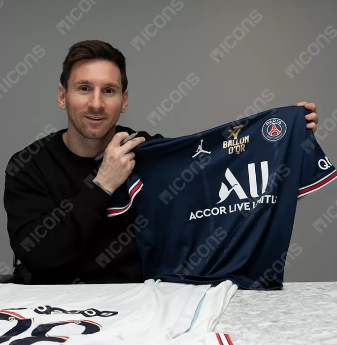 Lionel Messi Official Paris Saint-Germain Front Signed And Framed 2021-22 Home Shirt: 7x Ballon D'Or Winner