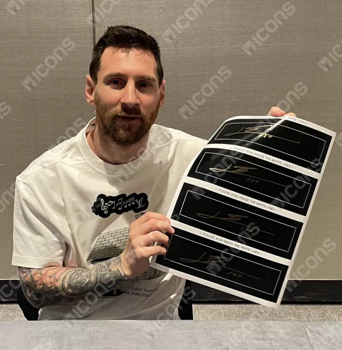 Lionel Messi Official Signed Plaque And Photo Frame: 2024 Copa América Winner