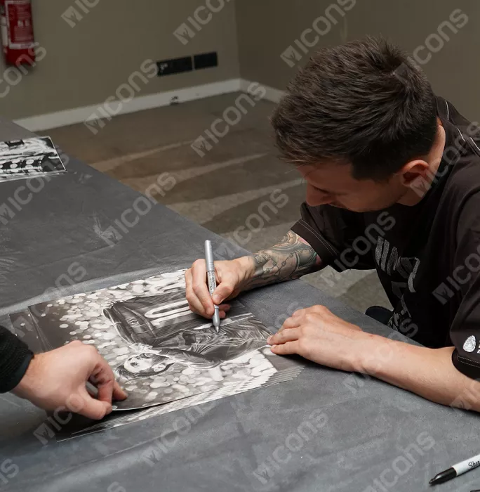 Lionel Messi Official Signed Tribute Artwork In Black Wooden Frame: Iconic Clasico Celebration