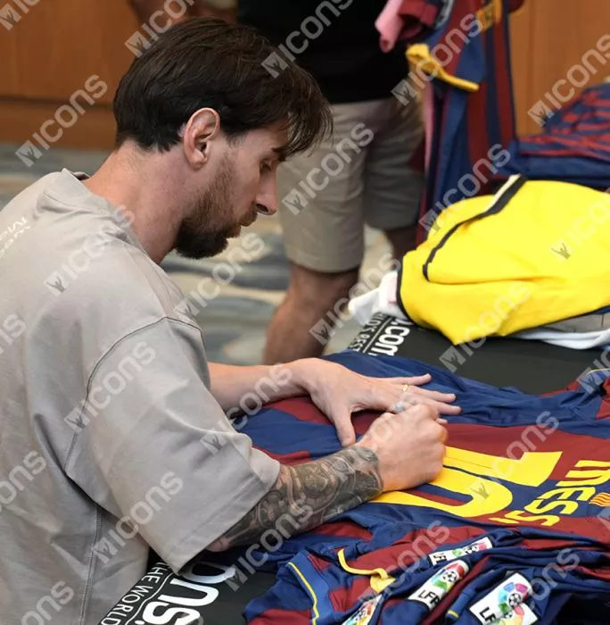 Lionel Messi Official UEFA Champions League Back Signed And Hero Framed FC Barcelona 2010-11 Home Shirt