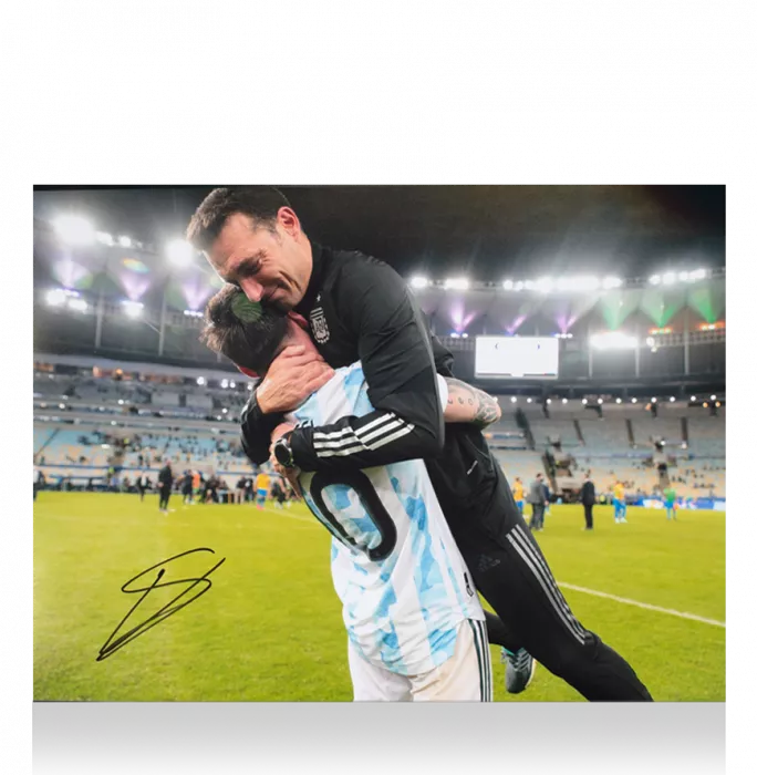 Lionel Scaloni Signed Argentina Photo: 2021 Copa America Winner