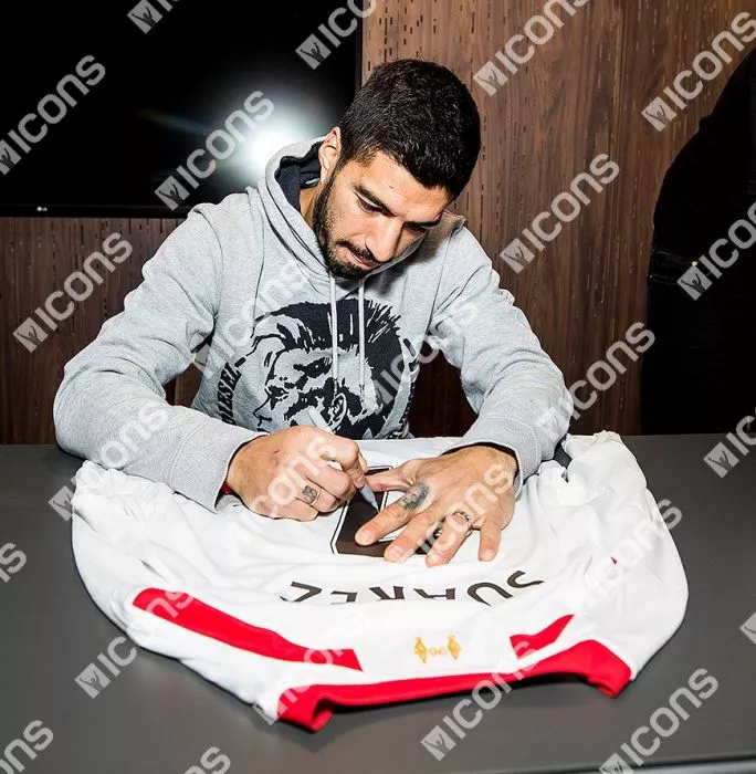 Luis Suarez Back Signed Liverpool 2013-14 Away Shirt With Long Sleeves In Classic Frame