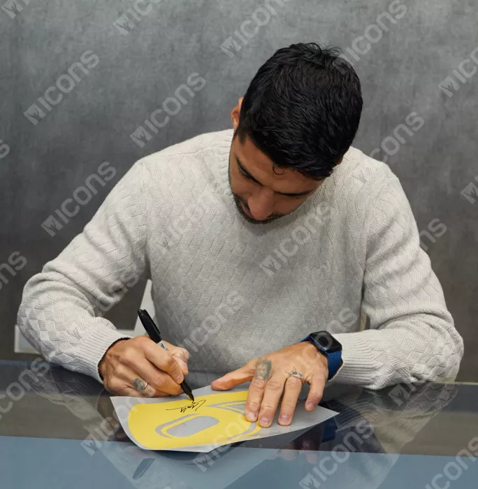 Luis Suarez Official FC Barcelona Back Signed And Framed 2019-20 Home Shirt With Fan Style Number