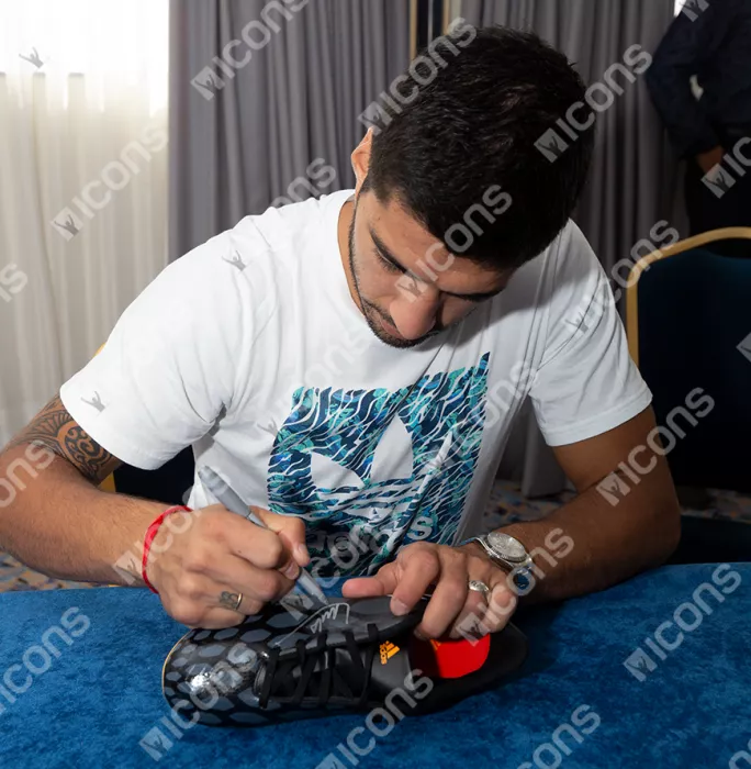 Luis Suarez Signed Black Adidas Predator Boot