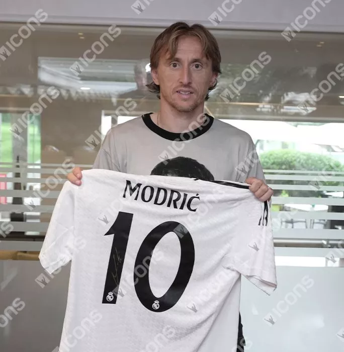 Luka Modric Back Signed Authentic Real Madrid 2024-25 Home Shirt In Hero Frame: Option 1