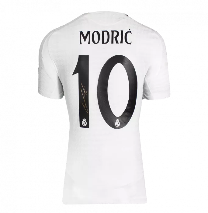 Luka Modric Back Signed Authentic Real Madrid 2024-25 Home Shirt In Classic Frame