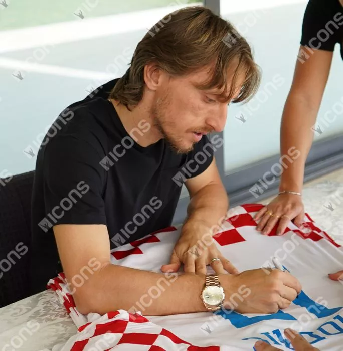 Luka Modric Back Signed Croatia 2022-23 Home Shirt