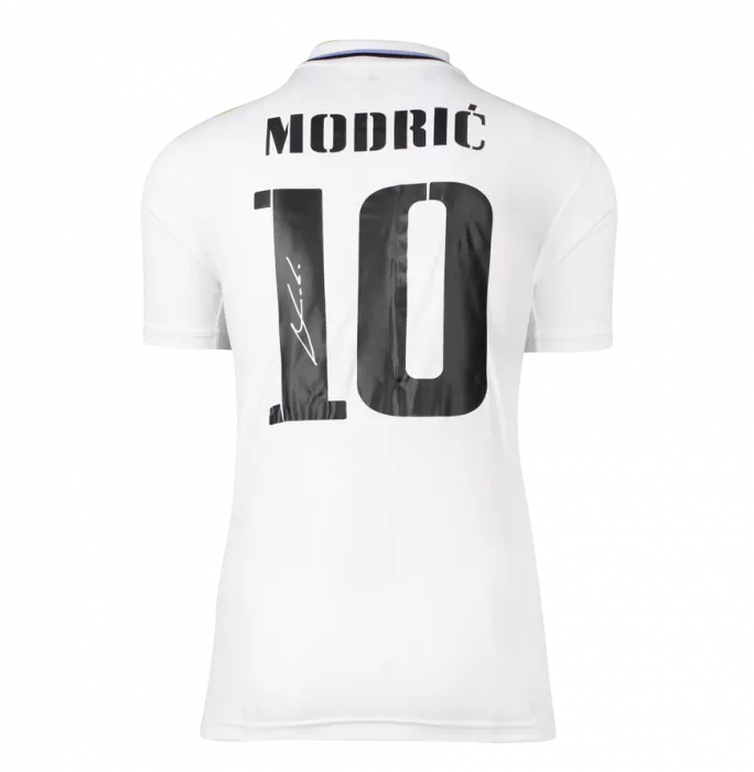 Luka Modric Back Signed Real Madrid 2022-23 Home Shirt With Fan Style Numbers In Classic Frame
