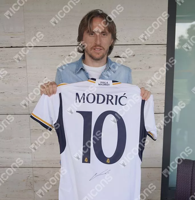 Luka Modric Back Signed Real Madrid 2023-24 Home Shirt