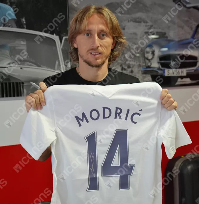Luka Modric Back Signed Tottenham Hotspur 2021-22 Home Shirt With Fan Style Numbers In Hero Frame: Option 1
