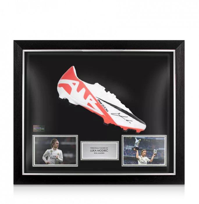 Luka Modric Signed Nike Mercurial Vapor Boot In Bubble Frame: Option 1