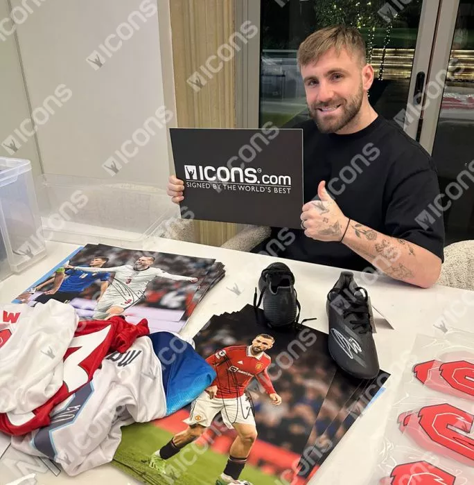 Luke Shaw Back Signed Manchester United 2022-23 Home Shirt With Fan Style Numbers In Classic Frame