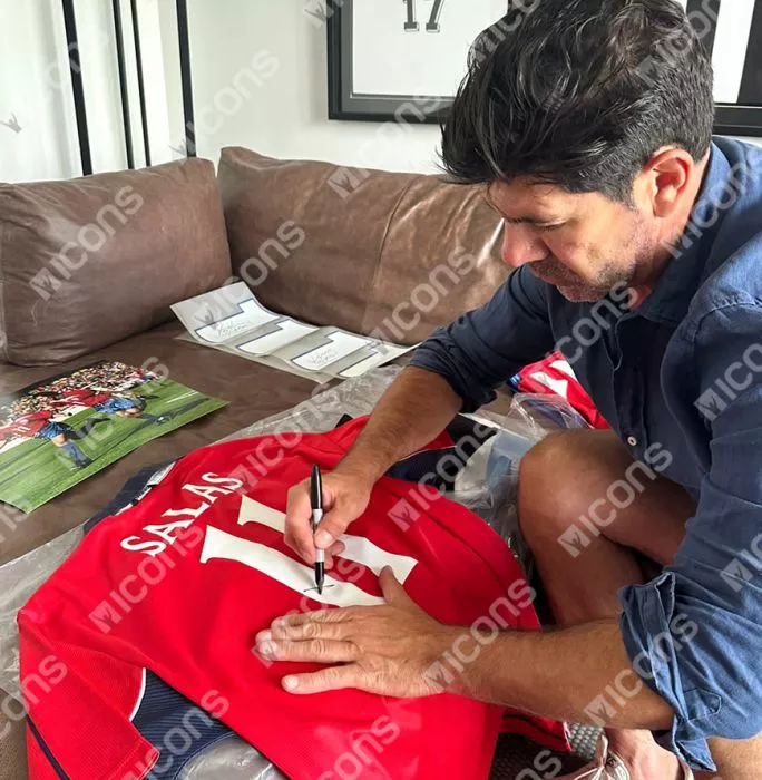 Marcelo Salas Back Signed Chile 2000-01 Home Shirt In Classic Frame