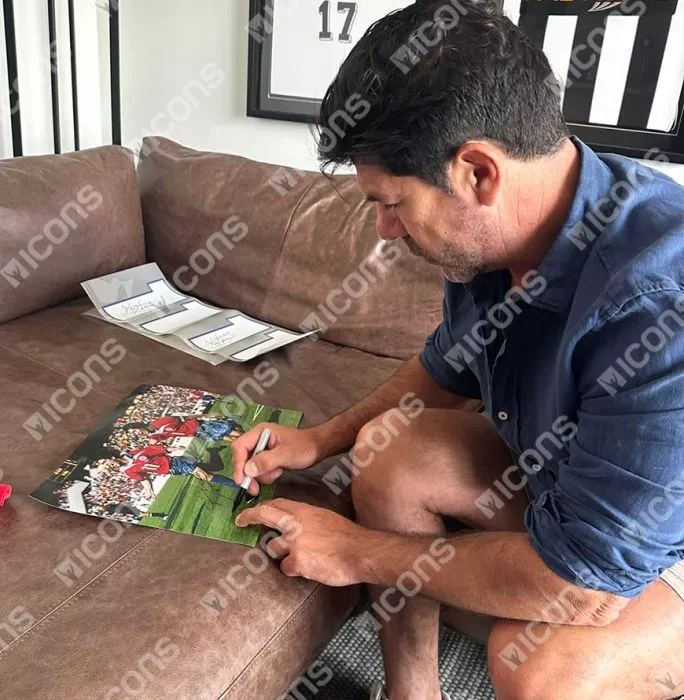 Marcelo Salas Signed Chile Photo In Black Wooden Frame: 1998 FIFA World Cup Goal Vs Italy