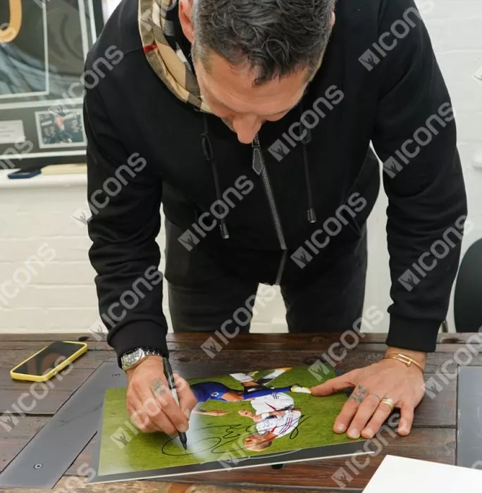 Marco Materazzi Signed Italy Photo: Zinedine Zidane Headbutt