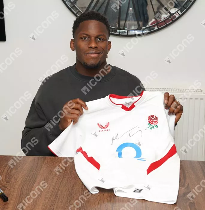 Maro Itoje Front Signed England 2025 Home Shirt In Deluxe Packaging