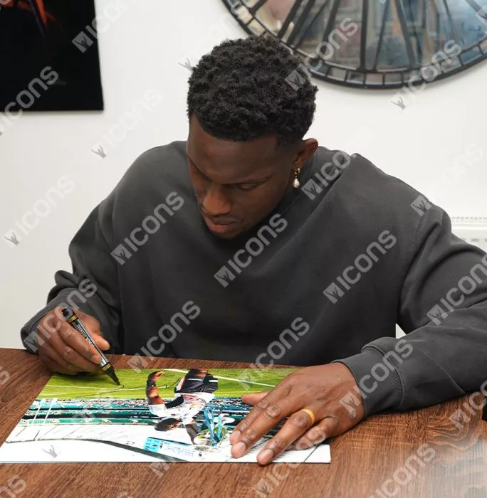 Maro Itoje Signed Saracens Photo In Black Wooden Frame: 2023 Premiership Final Winner