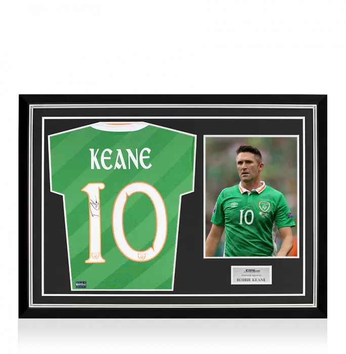 MATCH ISSUE Robbie Keane Back Signed Republic Of Ireland 2016-17 Home Shirt Home Shirt In Hero Frame: Option 1