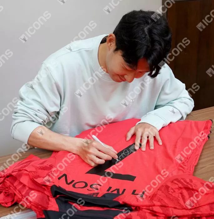 MATCH ISSUE Son Heung-min Back Signed Korea Republic 2022-23 Home Shirt In Classic Frame