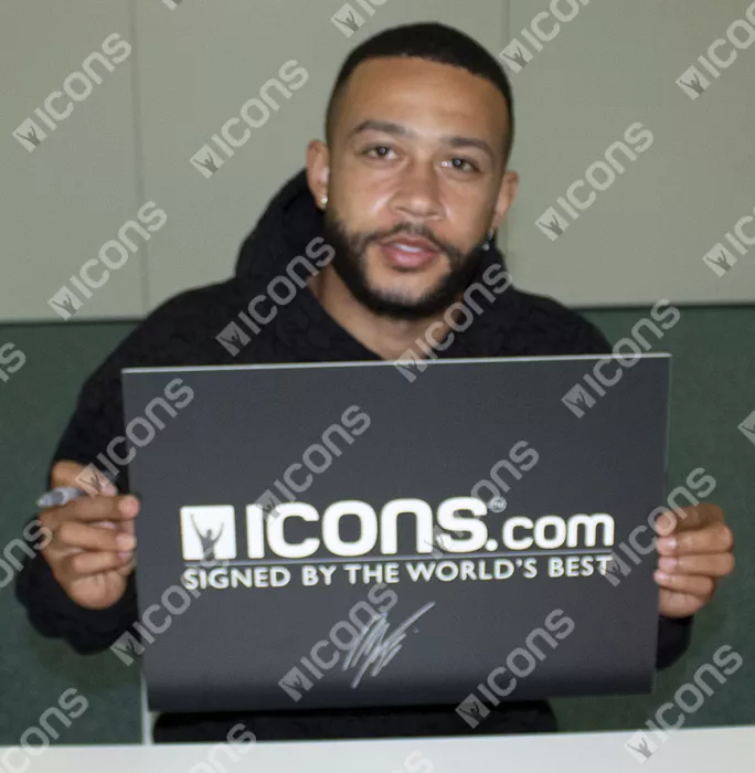 Memphis Depay Signed Netherlands Photo In Black Wooden Frame