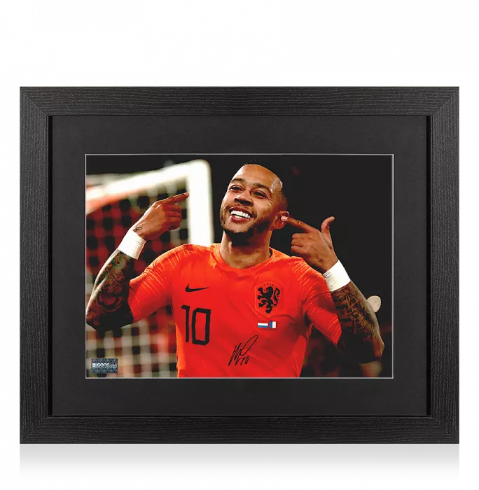Memphis Depay Signed Netherlands Photo In Black Wooden Frame