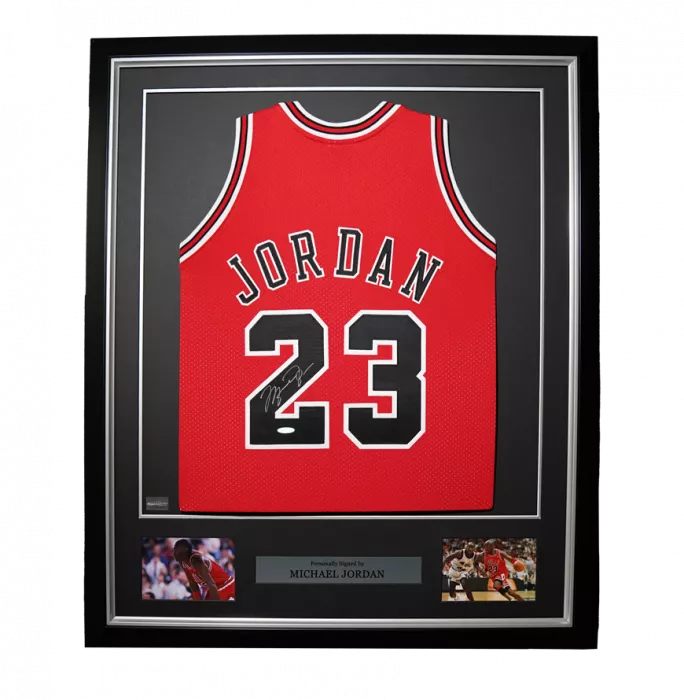 Michael Jordan Signed and Framed Chicago Bulls 1997-98 Away Jersey