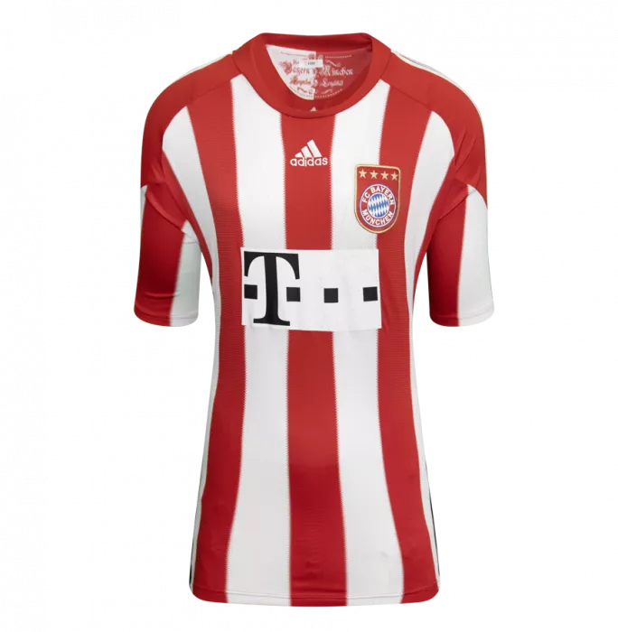 Miroslav Klose Back Signed FC Bayern Munich 2010-11 Home Shirt In Hero Frame: Option 1