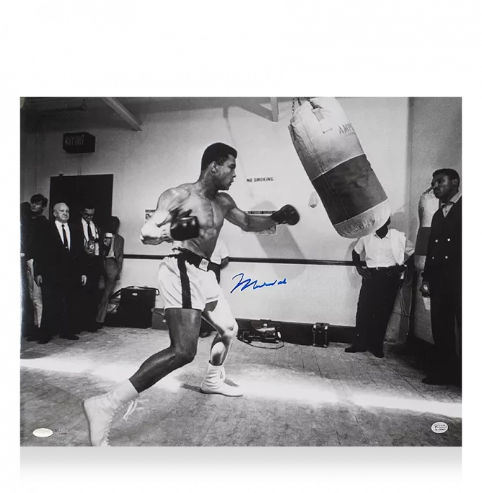 Muhammad Ali Signed Photo: An Icon In Training