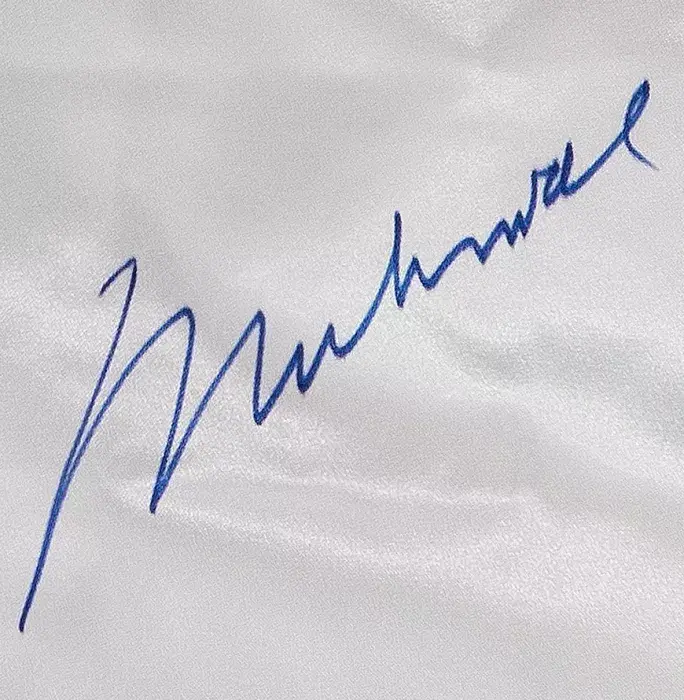 Muhammad Ali Signed White Everlast Boxing Shorts: Signature Option 3