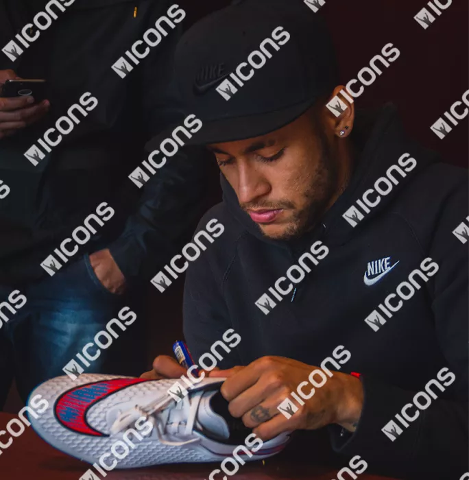 Neymar Jr Signed White Nike Hypervenom Boot In Bubble Frame: Option 1