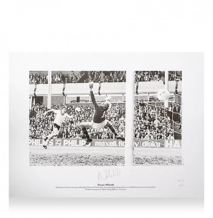 Norman Whiteside Signed Whiteside Manchester United Photo