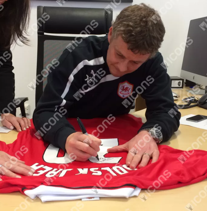 Ole Gunnar Solskjaer Back Signed Manchester United 1999 Home Shirt