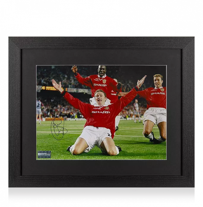 Ole Gunnar Solskjaer Signed Manchester United Photo In Black Wooden Frame: 1999 UEFA Champions League Final Celebration