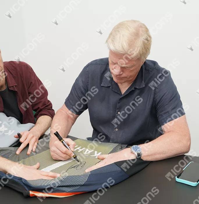 Oliver Kahn Back Signed FC Bayern Munich 2003-04 Goalkeeper Shirt In Classic Frame
