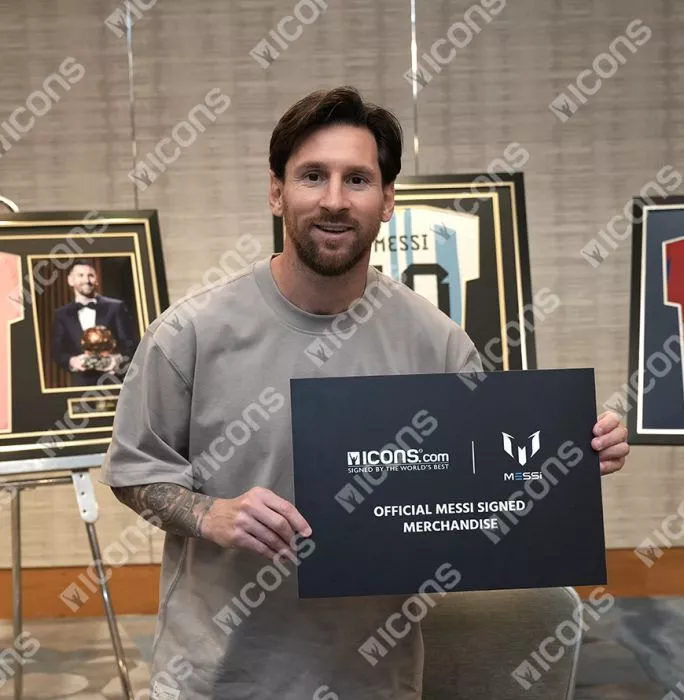 Original Lionel Messi Official Signed Tribute Artwork: FC Barcelona Legend