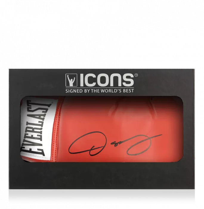 Oscar De La Hoya Signed Everlast Red Boxing Glove In Deluxe Packaging