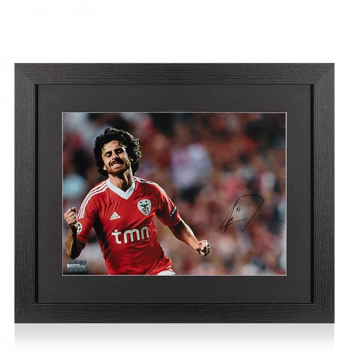 Pablo Aimar Signed SL Benfica Photo In Black Wooden Frame