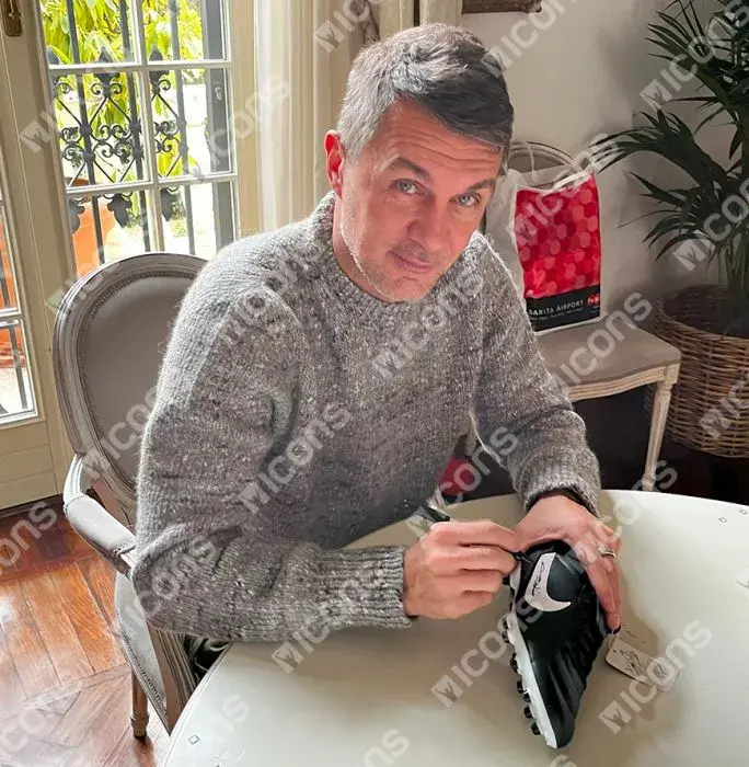 Paolo Maldini Signed Nike Premier Black Boot In Bubble Frame: Option 1