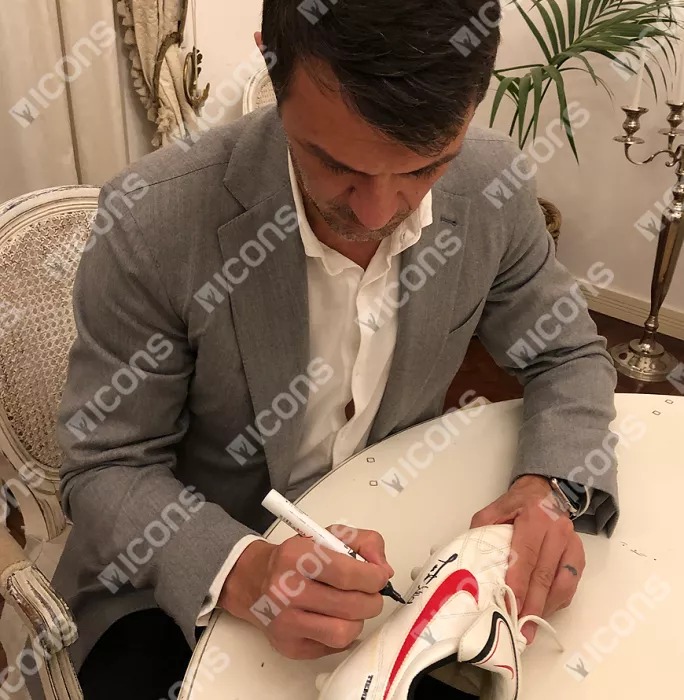 Paolo Maldini Signed White Nike Tiempo Boot In Acrylic Case
