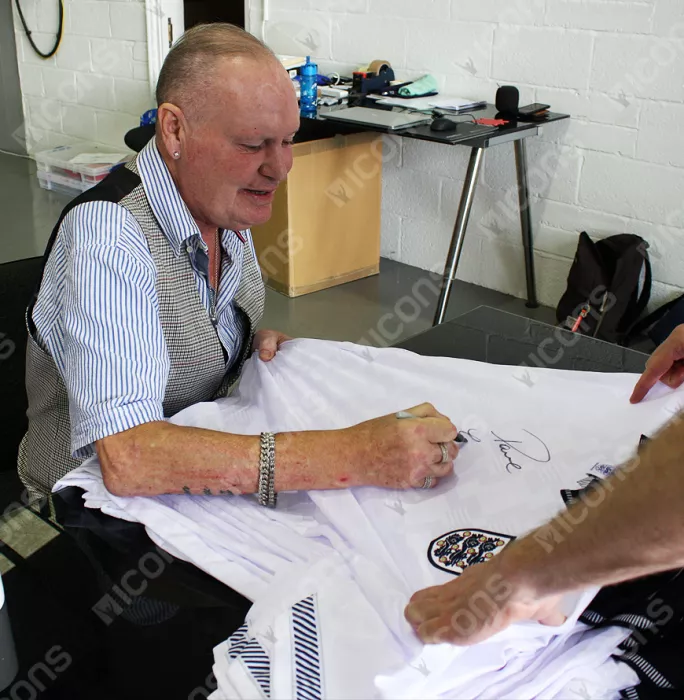 Paul Gascoigne Front Signed England 1990 Home Shirt