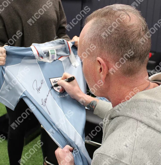 Paul Gascoigne Front Signed England 1996 Away Shirt