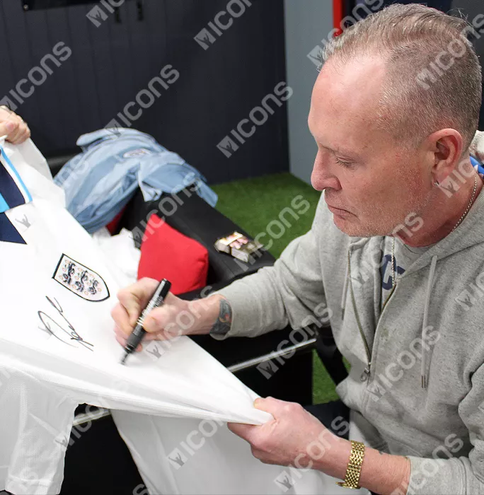 Paul Gascoigne Front Signed England 1996 Home Shirt