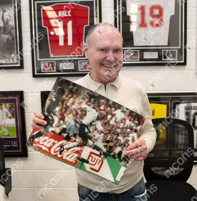 Paul Gascoigne Signed England Photo In Black Wooden Frame: Iconic UEFA EURO 1996 Goal Vs Scotland